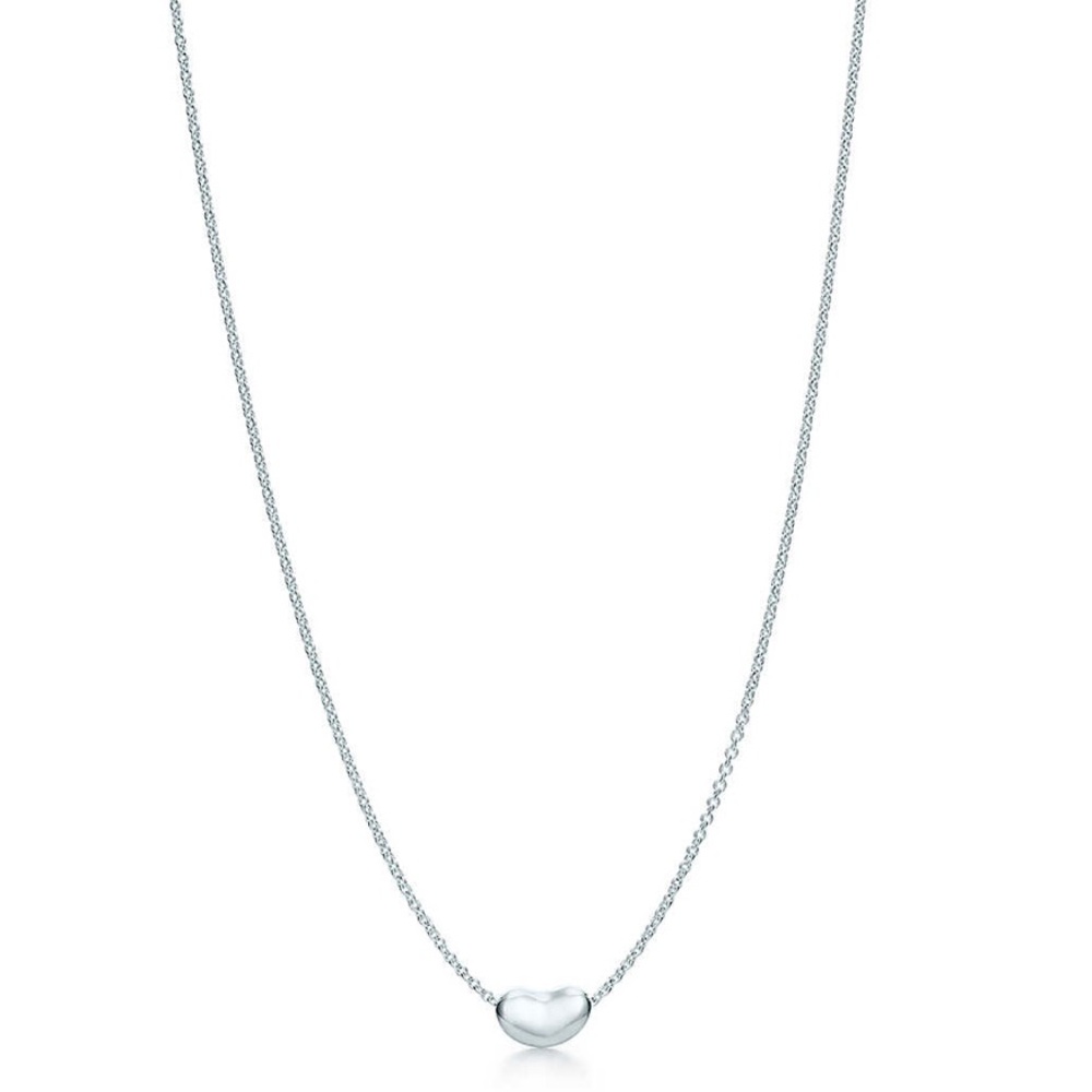 Tiffany and Co. Elsa Peretti bean necklace